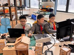 教师团队本身的人工智能素养也正在不竭提